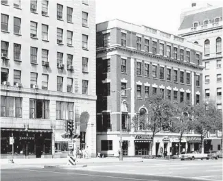  ?? CHICAGO HISTORY MUSEUM ?? The buildings at 600 N. Michigan Ave., left, and 620 N. Michigan Ave. in downtown Chicago. Celano’s Custom Tailors shop was located at 620 N. Michigan Avenue.