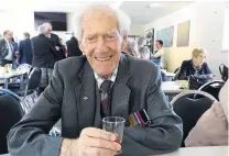  ?? PHOTO: TRACEY ROXBURGH ?? VIP . . . Arrowtown’s only remaining resident World War 2 veteran, Allan Fisher (94), at the Arrowtown Bowling Club after yesterday’s Anzac Day services in the town.