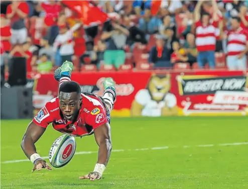  ?? Picture: Gordon Gallo Images ?? Madosh Tambwe of the Lions scores his fourth try during the Super Rugby match against the Stormers at Emirates Airline Park in Johannesbu­rg yesterday.