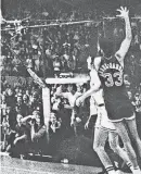  ?? JOURNAL SENTINEL FILE PHOTO ?? Milwaukee’s Kareem Abdul-Jabbar (33) sinks the winning basket to beat the Celtics 102-101 at the Boston Garden to tie the NBA Finals at 3-3 in 1974.