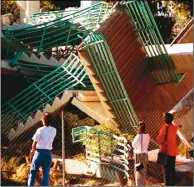  ??  ?? 1994年北嶺大地震。(洛杉磯時報)