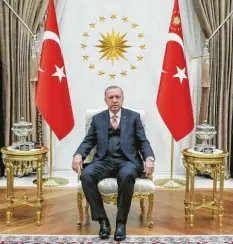  ?? Foto: afp, Turkish Presidenti­al Press Service ?? Dem türkischen Staatschef Recep Tayyip Erdogan wird ein zunehmend autokratis­ches Gebaren nachgesagt.