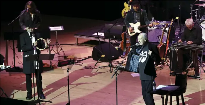  ?? AP fiLE ?? LAST TRAIN: Micky Dolenz and Michael Nesmith of the Monkees play Medford’s Chevalier Theatre on Saturday on their farewell tour.