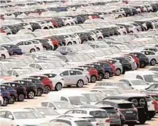  ?? ABC ?? Las ventas de gasolina y en mayor medida el diesel siguen a la baja