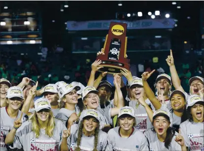  ?? NELL REDMOND — USA TODAY SPORTS ?? The Santa Clara soccer team celebrates after defeating Florida State to win the NCAA Women’s College Cup championsh­ip.