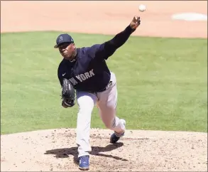  ?? Lynne Sladky / Associated Press ?? New York Yankees relief pitcher Aroldis Chapman throws during the fourth inning of a spring training game against the Philadelph­ia Phillies on Friday.