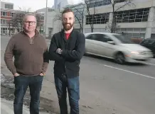  ?? GAVIN YOUNG ?? Ric Peterson, left, co-owner of Schmidt Peterson Motorsport­s, and IndyCar driver James Hinchcliff­e would love to see a race in Calgary.