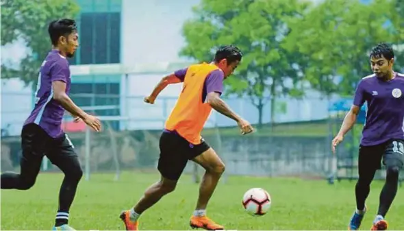  ??  ?? Perlis players at training on Monday at Universiti Malaya, Kuala Lumpur.