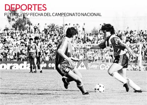  ??  ?? ► Hace 28 años sucedió el juego más reciente entre Palestino y la U en La Cisterna.