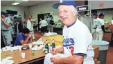  ?? AP ?? The charismati­c former manager of the Los Angeles Dodgers has died of a heart attack at age 93.
