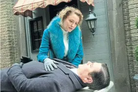  ?? ?? Above: Julia Ogden, as Helene Joy, sings over her wounded husband, William Murdoch, played by Yannick Bisson.