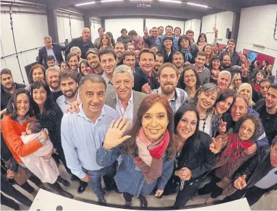  ?? Unidad ciudadana ?? La ex presidenta visitó un centro de ciencia en la Universida­d de Lanús