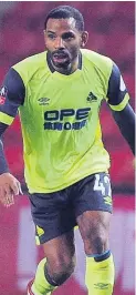  ??  ?? Jason Puncheon on his debut for Town against Bristol City