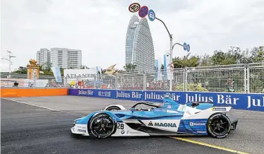  ?? JUN QIAN/JAWA POS ?? DAMPAK VIRUS: Foto balapan Tiongkok e-prix yang berlangsun­g di Sanya edisi 2019.