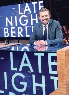  ?? FOTO: DPA ?? Klaas Heufer-Umlauf soll in seiner Late Night Show Dinge kommentier­en, die sich in der Welt ereignen.