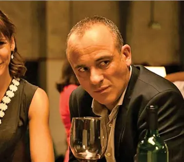  ?? (DR) ?? Malena Alterio y Javier Gutiérrez, la pareja de la serie Vergüenza.