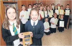  ?? Picture: Phil Hannah. ?? Joint overall winners Leah Menzies, left, of Moncreiffe PS and Charlotte Roach, from Viewlands.