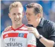  ?? FOTO: DPA ?? HSV-Hoffnungst­räger: Trainer Christian Titz und Lewis Holtby.