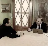  ??  ?? Lo scatto sui socialSilv­io Berlusconi, 82 anni, con Bruno Vespa, 74, per il prossimo libro del giornalist­a: «Ancora una volta — scrive il leader FI sui social — mi racconto a lui»