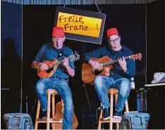  ?? Foto: Peter Urban ?? Freile, Franz …!, das Kabarett Duo aus Mögglingen, trat beim „Schwäbisch­en Abend“in Kirchheim am Ries auf.