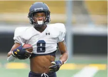  ?? Paul Chinn / The Chronicle 2017 ?? Wide receiver Demetris Robertson set Cal’s freshman marks in catches (50) and receiving yards (767) in 2016, but missed most of last season after surgery to repair a sports hernia.