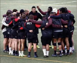  ?? (Photo Patrick Blanchard) ?? Bien que diminué, le collectif toulonnais doit parvenir ce soir à dominer l’Usap pour se payer enfin et se donner un peu d’air au classement. Il y a urgence...