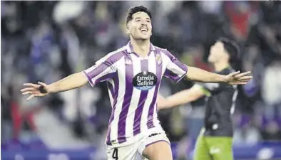  ?? LALIGA ?? Víctor Meseguer celebra un gol con el Valladolid en esta temporada.