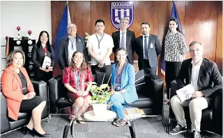  ?? PHOTO BY MARINA ?? n Members of the French Group led by Ambassador Marie Fontanel join Marina officials with Administra­tor Sonia Malaluan for a photo opportunit­y after their meeting.