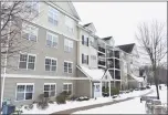  ?? Alexander Soule / Hearst Connecticu­t Media ?? The Avalon Wilton at Danbury Road apartments in Wilton, which are being renamed White Oaks at Wilton after Clarion Partners purchased the property for nearly $35 million.