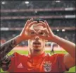  ??  ?? Grimaldo celebra su gol.