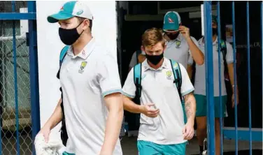  ?? Reuters ?? ↑
Australian players leave the abandoned 2nd ODI against the West Indies on Thursday.