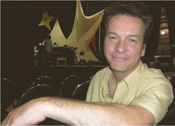  ??  ?? Mario Chenart, au Gala de la chanson de Caraquet, en 2005. – Archives