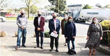  ??  ?? Deputy Mayor Cr Peter Kostos, Member for Narracan Gary Blackwood, Mayor Cr Danny Goss, Cr Michael Leaney, Cr Tricia Jones and Cr Jessica O'Donnell at the Main South Road roundabout in Drouin.