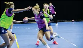  ?? FOTO: LINA ENLUND ?? Handbollsl­andslaget möter Polens B-landslag i två träningsma­tcher
■ på hemmaplan.