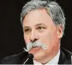  ??  ?? Grauer Bart und ein gütiges Lächeln: Chase Carey APA