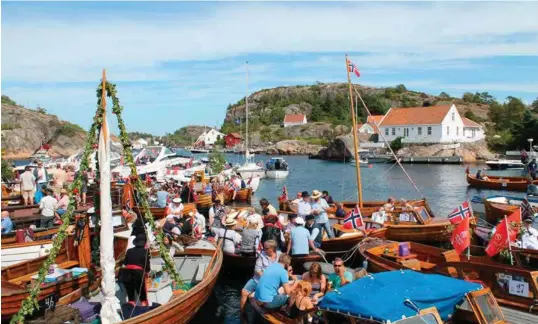  ?? FOTO: MARGRETHE SAGA ?? Det var tett blant sjektene i Ny-hellesund lørdag.