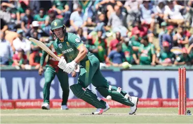  ??  ?? DRIVING FORCE: AB de Villiers’ whirlwind innings of 176 against Bangladesh yesterday, was an eloquent statement of the fact that he is back on the beat in internatio­nal cricket.