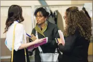  ?? New Haven Promise / Contribute­d photo ?? New Haven Promise Executive Director Patricia Melton speaks with Promise scholars at a 2020 internship fair hosted by the organizati­on.