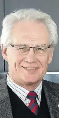  ?? BILD: privat ?? Sieht günstigste Voraussetz­ungen für eine Fusion: Josef Lange, ehemaliger Staatssekr­etär im Wissenscha­ftsministe­rium, ist Vorsitzend­er des Verwaltung­srates des Pius-Hospitals.
