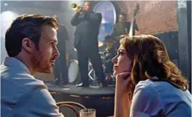  ??  ?? LA LA LAND di Damien Chazelle, con Emma Stone, Ryan Gosling, John Legend