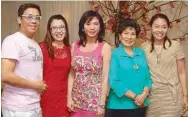  ??  ?? (From left) Jojie Dingcong, Pane Rosales, Dr. Vicki Belo, Norma Rosales and Pangging Rosales.