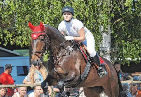  ?? FOTO: VEREIN ?? Auch wieder auf dem Spießhof mit dabei: Anna-Maria Sauter auf Lorena.