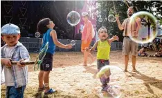  ??  ?? Für die kleinen Festivalbe­sucher wird es mit dem „Singoldsan­dkasten“einen eigenen Festivalta­g geben.