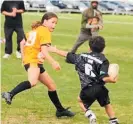  ?? Photo / Supplied ?? A Levin Wanderers U10 player showcasing his sidesteppi­ng skills at the Manawatu Rugby League junior competitio­n.