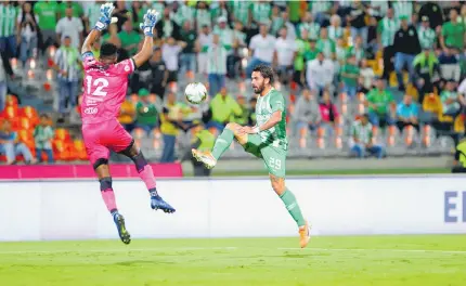  ?? E. GUTIÉRREZ ?? Nacional venció en la primera fecha de cuadrangul­ares y volvió a la victoria contra los motilones en el Atanasio tras 8 años.