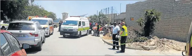  ?? Picture: SUPPLIED ?? AFTERMATH OF CHAOS: An ambulance at St Albans prison, where three prisoners died and 19 people, including five warders, were injured