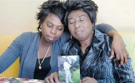  ?? MARIE-FRANCE COALLIER/ THE GAZETTE ?? Tracy Gyemfie, right, with her daughter Christina Enchill, is desperate for news of her missing son, 28-year-old Kobie Courage Agbezorlie.