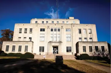  ?? Staff photo by Hunt Mercier ?? ■ The Miller County Courthouse was built in 1939 in Texarkana, Ark. It was the second courthouse built within the county.