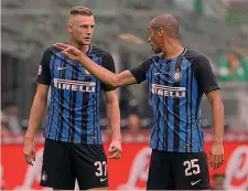  ?? GETTY ?? Le colonne della difesa: Milan Skriniar, 22, e Joao Miranda, 33