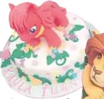  ??  ?? KEK Lion King berharga RM4800 buat Kashfi dan kek Little Pony RM1200 untuk Kayla.